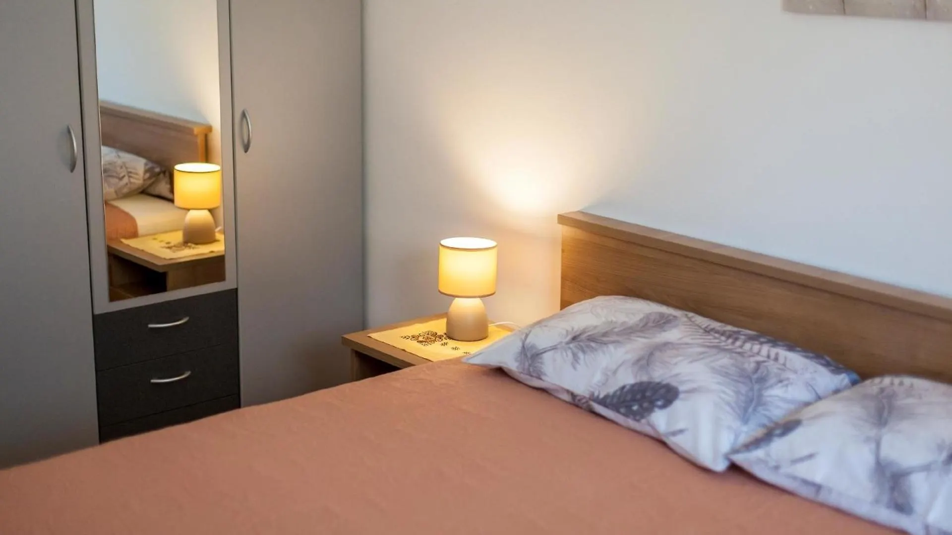 Apartment Ferienwohnung Fuer 4 Personen Ca 65 Qm In Njivice, Kvarner Bucht Krk